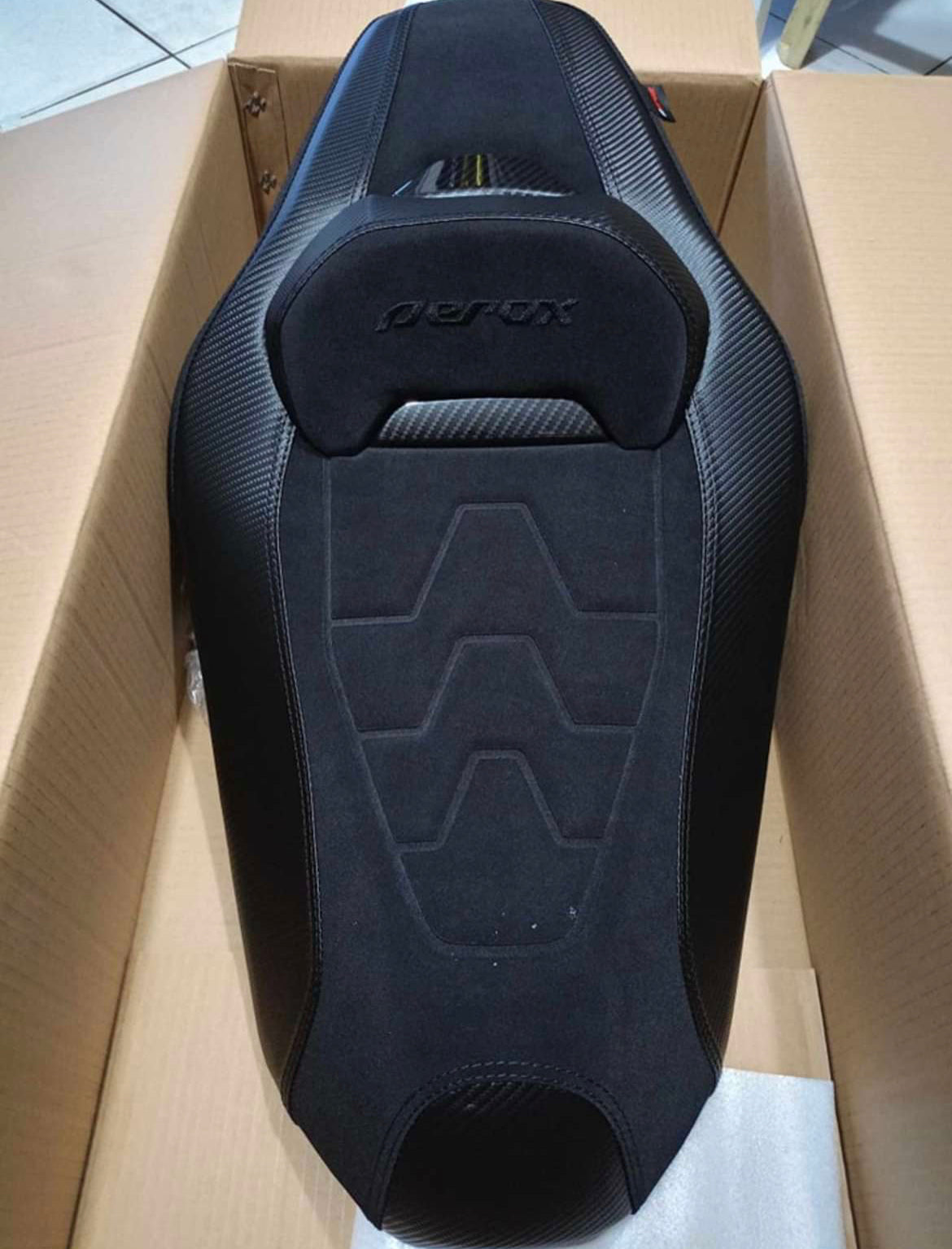 AEROX155 V2 TOURING SEAT - CAMEL BLACK