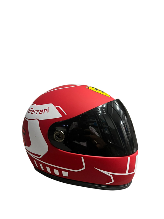 Essere Ferrari red white Creative Motorcycle Collectible Miniature helmet