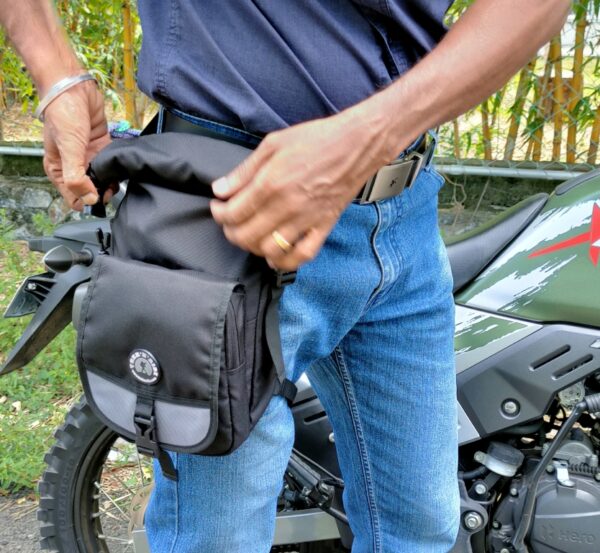 Motorcycle Thigh Bag – Waterproof