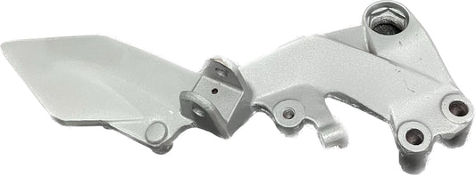 Duke 200/390/250/125 front footrest bracket